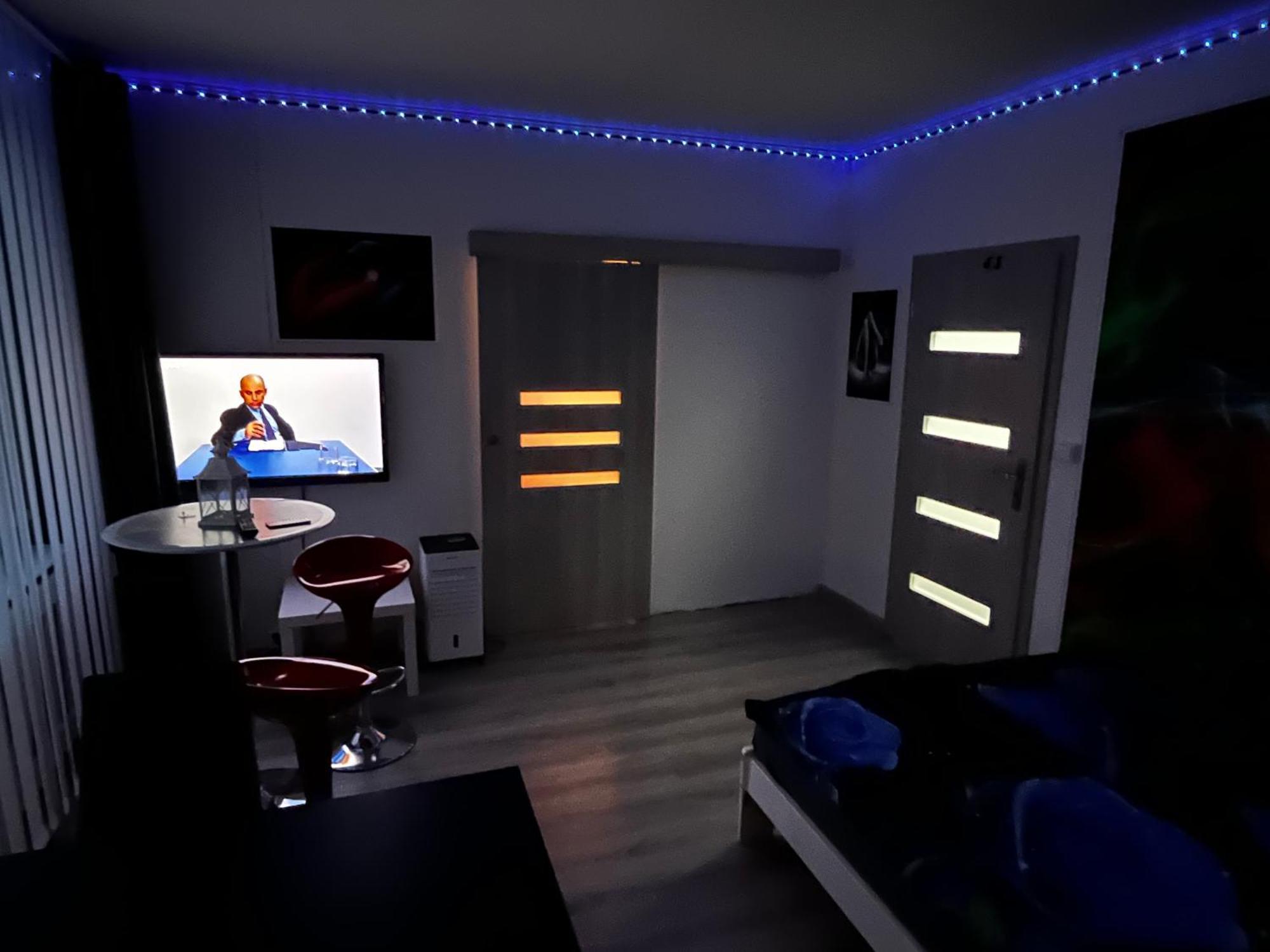 Monfas Apartment Barrandov Praga Esterno foto